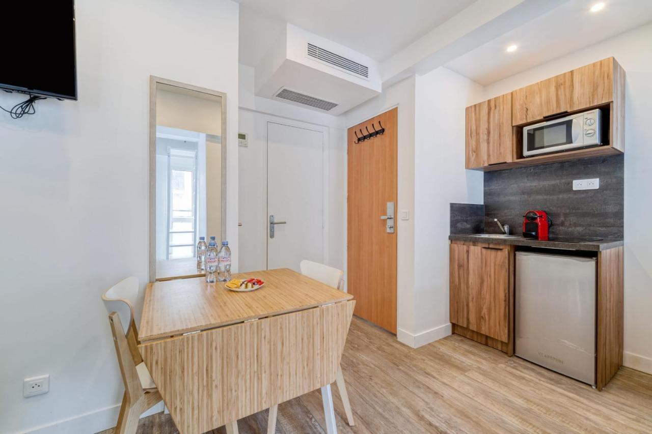 Beautiful Apartement With 2 Bedrooms In Paris Centre المظهر الخارجي الصورة